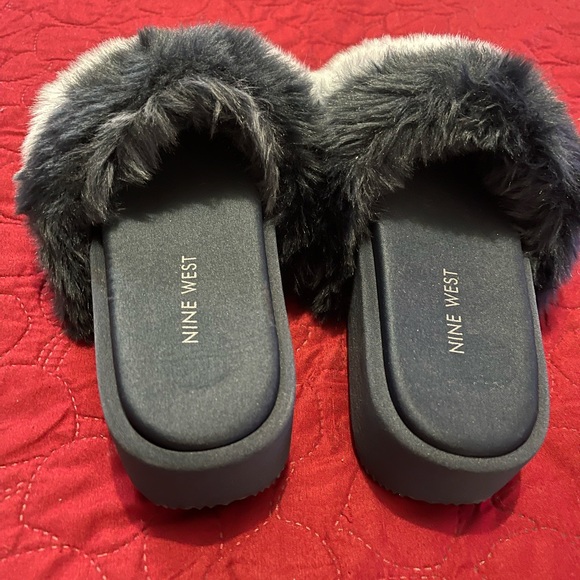 Slide sandals - Picture 4 of 4